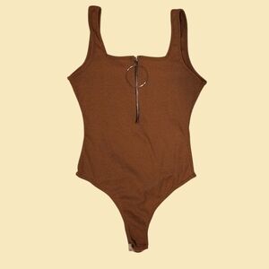 Women's Boohoo Brown Bodysuit with Zipper Size 6